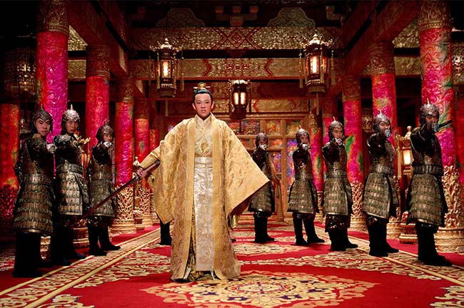 滿城盡帶黃金甲